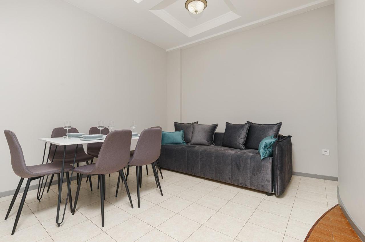 Arcadia Palace 2-Bedrooms Apartment With Terrace Odessa Luaran gambar